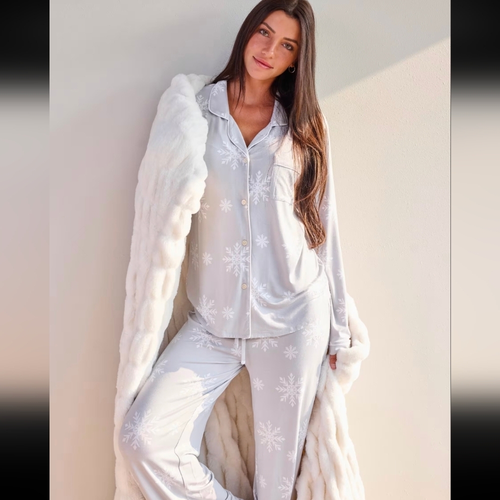 NWT Comfrt Luna Lounge Pajama Set